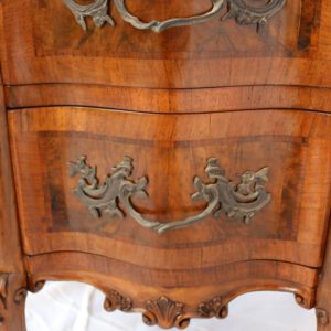 Coppia di comodini in stile Chippendale in legno massello - Image 6